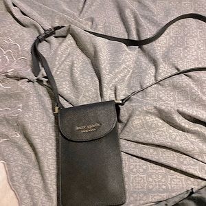 Kate Spade Hand bag!! Perfect for your phone and your Cards!